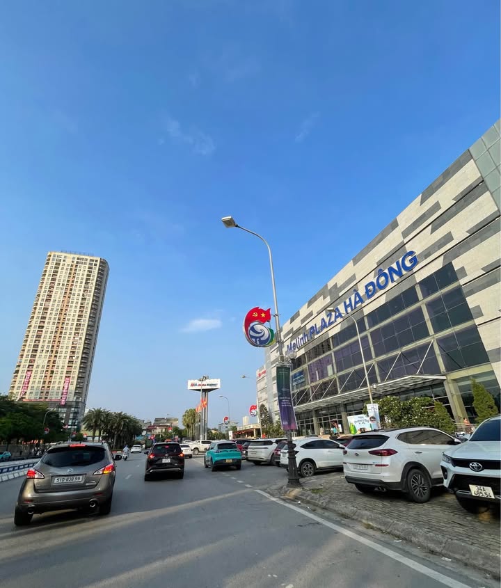 Shophouse Hà Cầu 65m² giá 10 tỷ - Kinh doanh đỉnh cao, liền kề mặt phố!