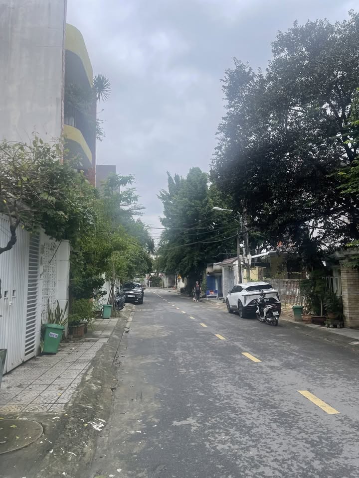 Nhà mặt tiền Chế Lan Viên Đà Nẵng 240m² giá 35.3 tỷ - Nở hậu tài lộc!