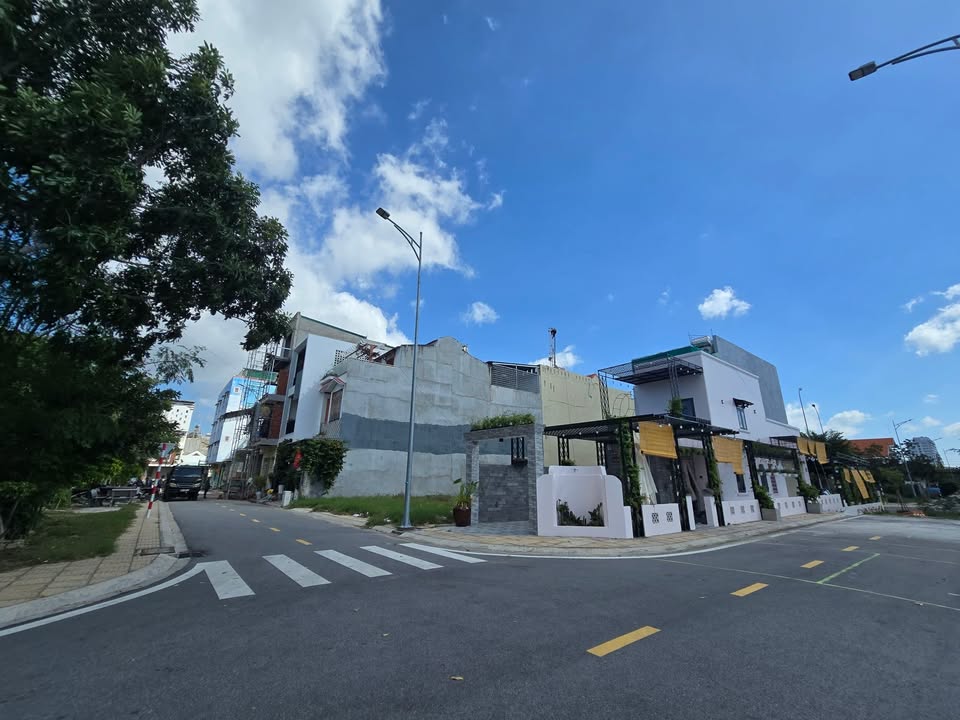 Đất thổ cư Phường Đông Hải 94m² giá 2.3 tỷ - Khu an ninh, gần biển!