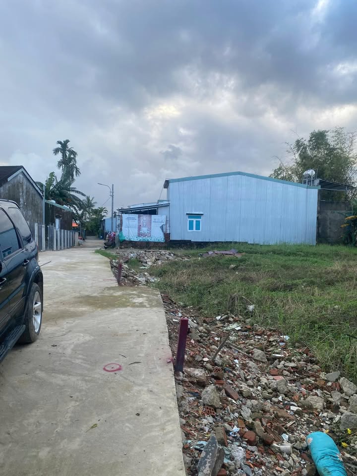 Đất nền Hòa Tiến, Đà Nẵng 100m² giá 1 tỷ - Cơ hội đầu tư tuyệt vời!