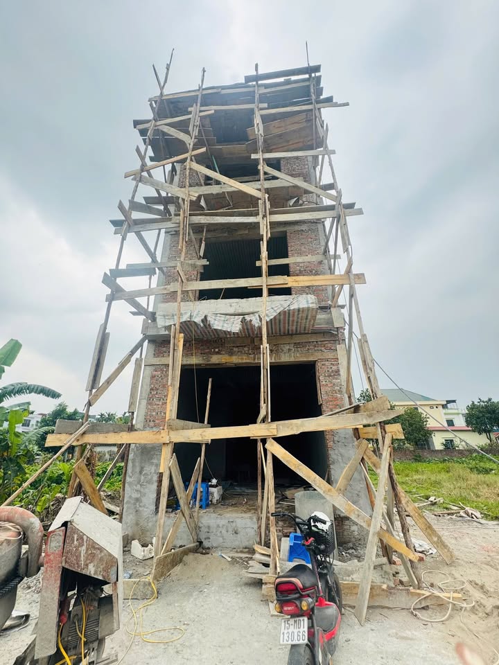 Nhà 4 tầng độc lập có Gara ô tô tại Quỳnh Hoàng, An Dương - Cơ hội vàng cho gia đình bạn!