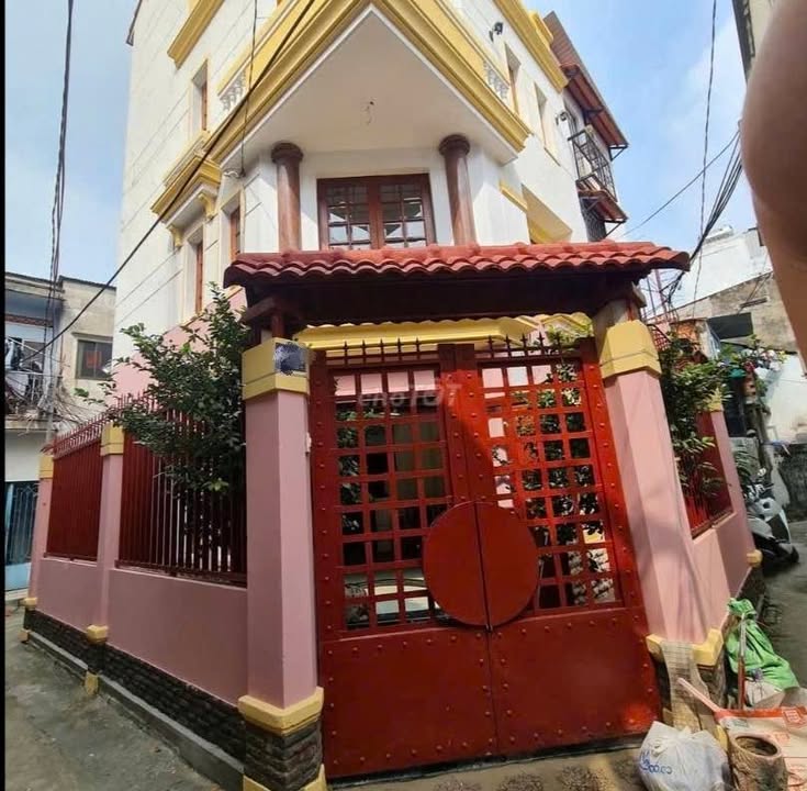 Nhà phố Phú Nhuận 52m² giá 6 tỷ - Hẻm thông, tiện ích đầy đủ!