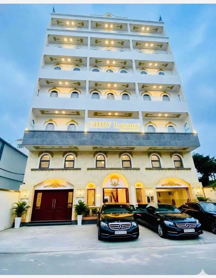 Biệt thự mặt tiền Bưng Ông Thoàn, Quận 9, 1000m² giá 68 tỷ - Đầu tư sinh lời hấp dẫn!