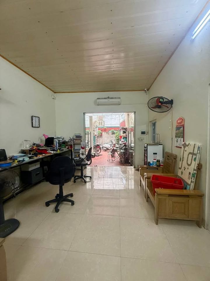 Bán đất tại đường Khuyến Lương, Hoàng Mai, Hà Nội 93m² giá 12 tỷ - Vị trí tiềm năng phát triển!