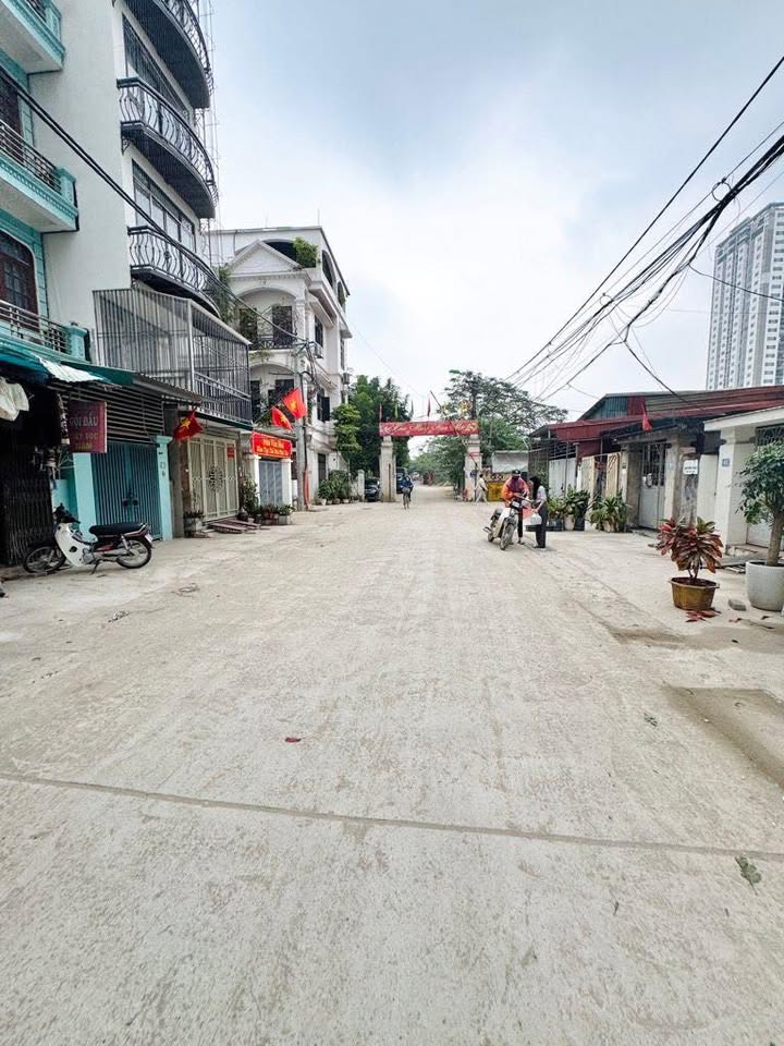 Đất Lô Góc Ngõ 163 Đại Mỗ 40m² giá 9.7 tỷ - Ô tô vào tận nơi!