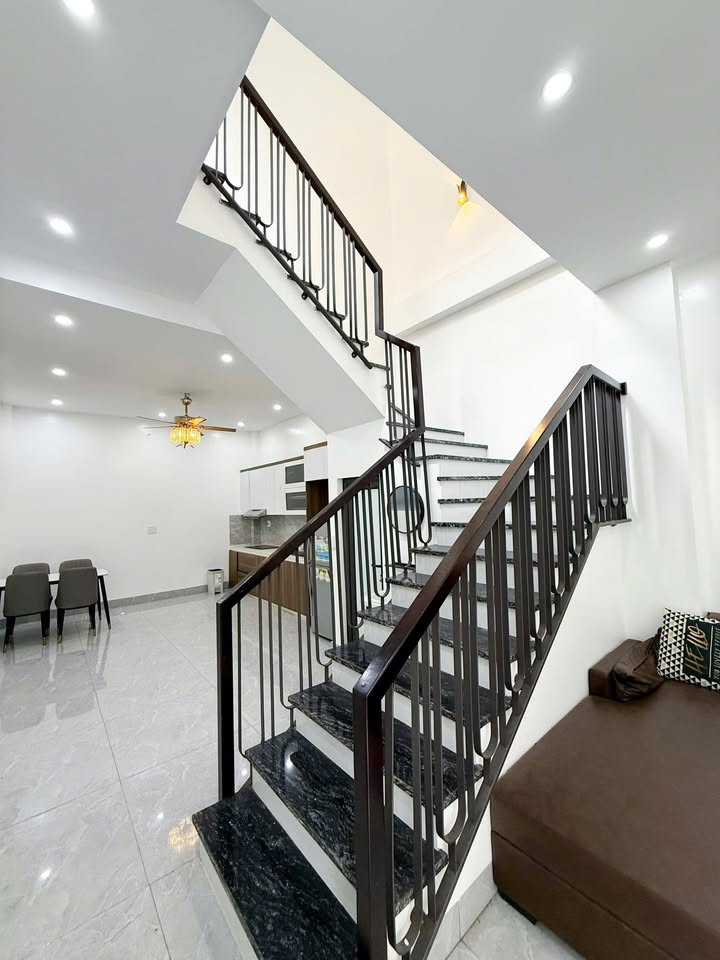 Nhà cho thuê 2 tầng 50m² đường Khả Lễ, Võ Cường - Nội thất đầy đủ, vào ở ngay!