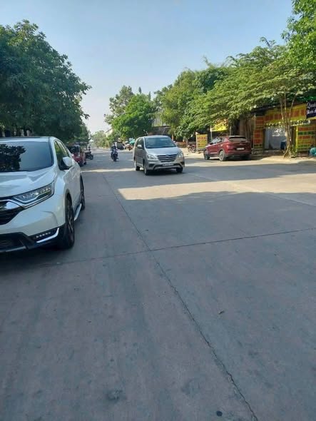 Đất thổ cư Dĩ An 75m² giá 5.5 tỷ - Nhà cho thuê 5 triệu/tháng!