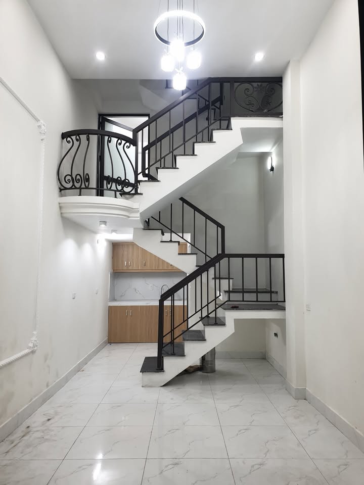 Nhà 3 tầng tại đường Nguyễn Hiền, Nam Định 30m² giá 1.45 tỷ - Thiết kế hiện đại, vào ở ngay!