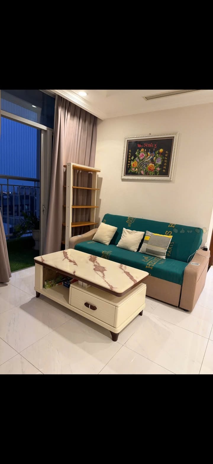 Căn hộ cho thuê C2 Bình Thạnh 2PN giá 25 triệu - Nội thất hoàn chỉnh, bồn tắm sang trọng!