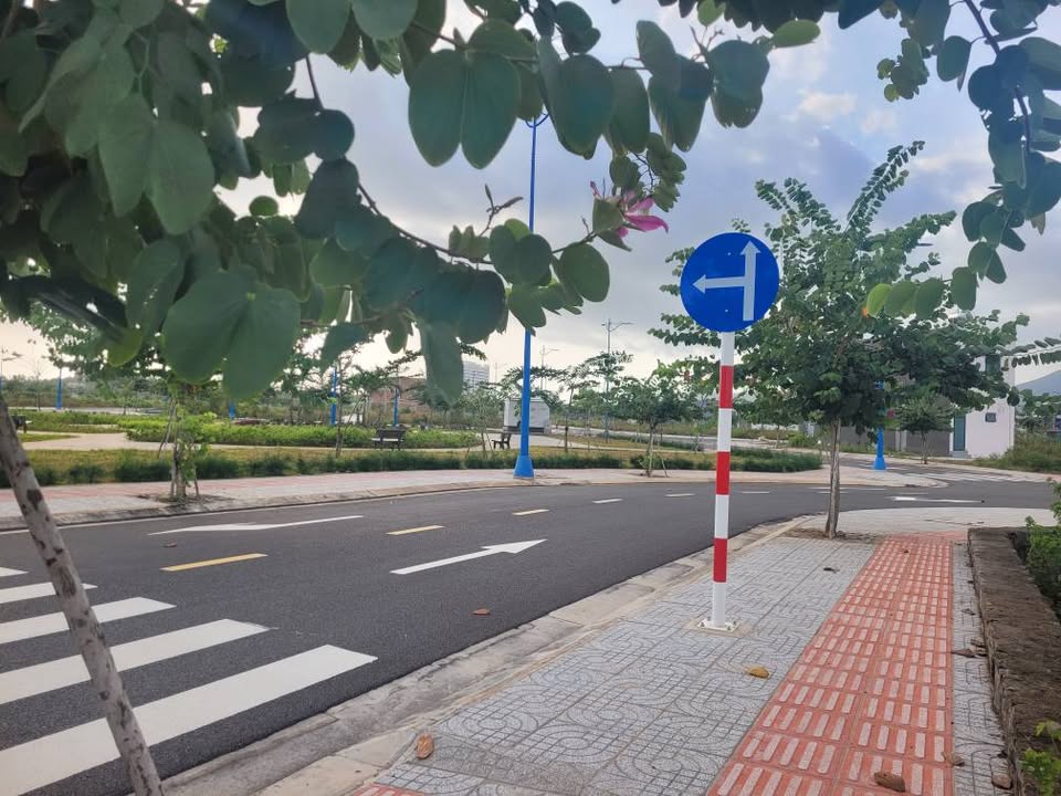 Đất nền Tái định cư Hòa Long - Bà Rịa 90m² giá 2.45 tỷ - Vị trí vàng tiềm năng