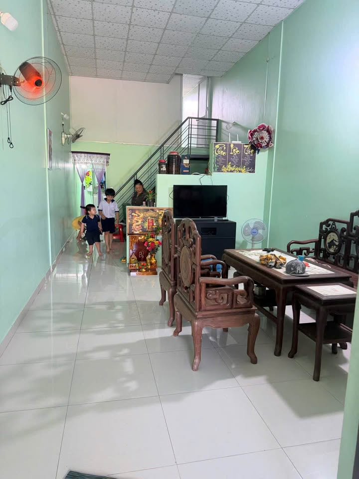 Nhà phường Tân Hiệp 80m² giá 800 triệu - Sẵn sàng an cư!
