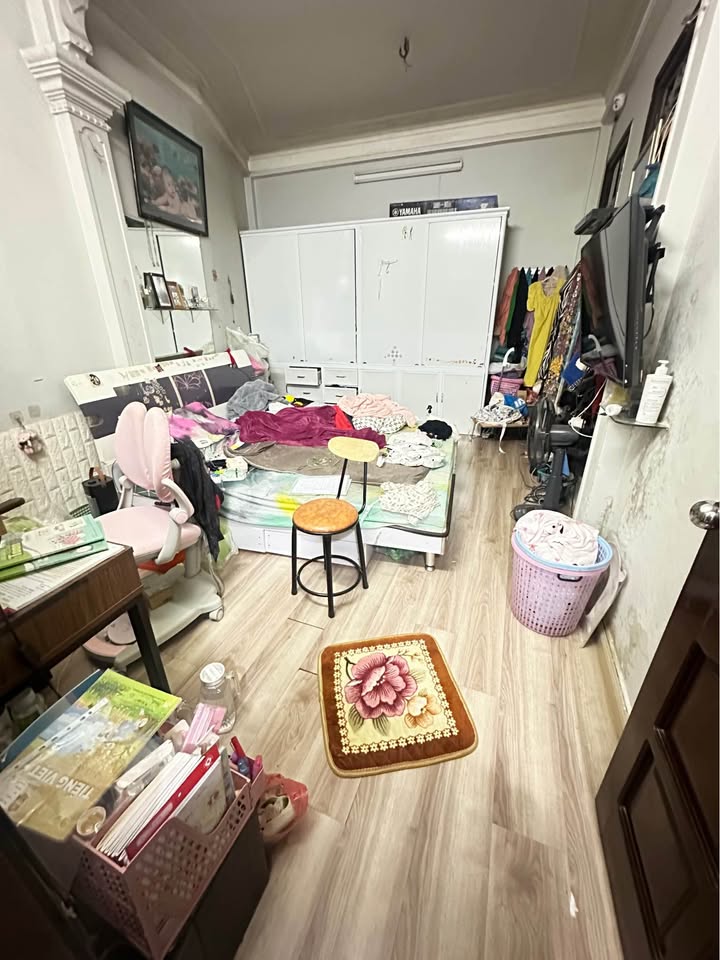 Nhà riêng Giảng Võ 30m² 5 tầng - Sổ đỏ chính chủ, giá thỏa thuận!