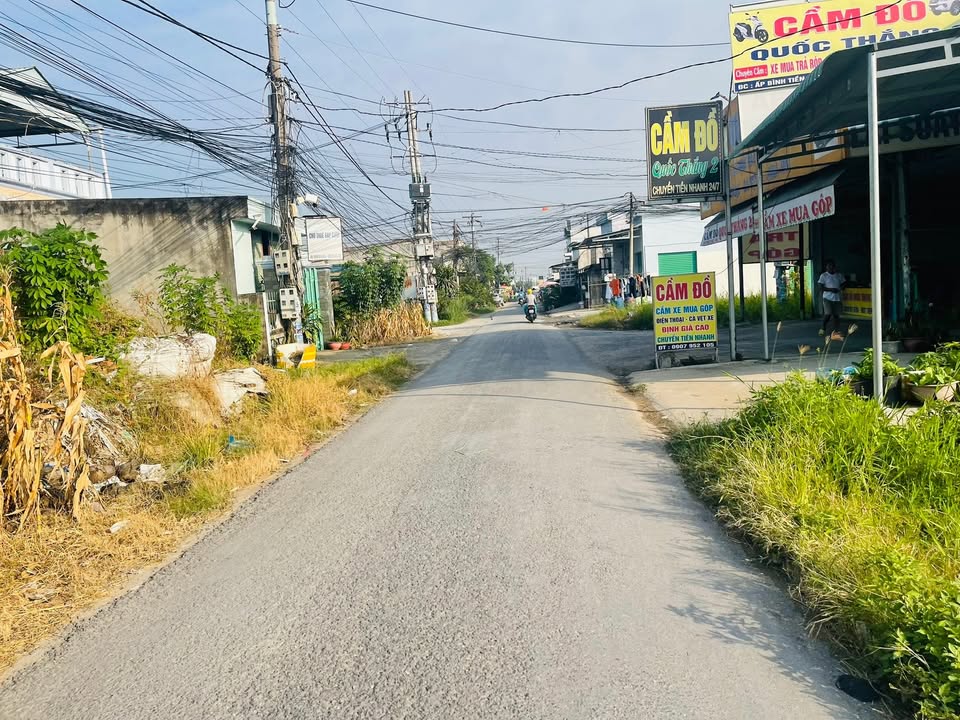 Đất mặt tiền nhựa Tám Bình, 200m² giá 3.15 tỷ - Sổ đỏ chính chủ, đầu tư sinh lời!