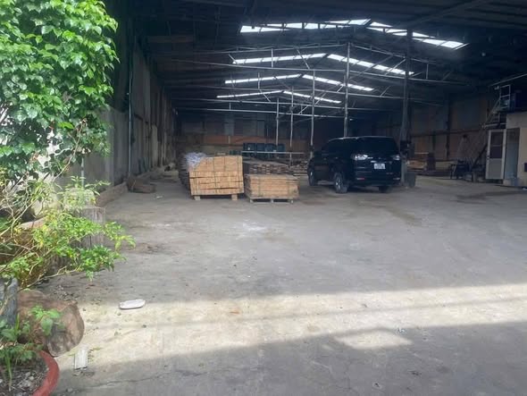 Cho thuê xưởng Tân Hoà Biên Hoà 1000m² giá 20 triệu - Vị trí đắc địa, xe container vào tận nơi!