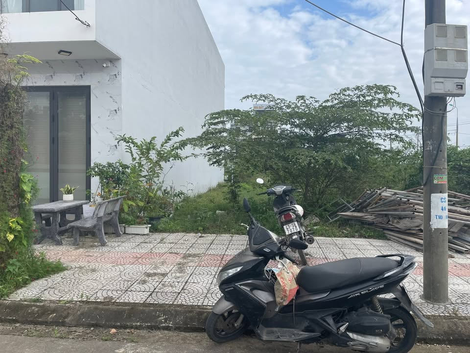 Đất nền Hòa Quý Đà Nẵng 100m² giá 5.19 tỷ - Sổ đỏ chính chủ, vị trí đẹp!