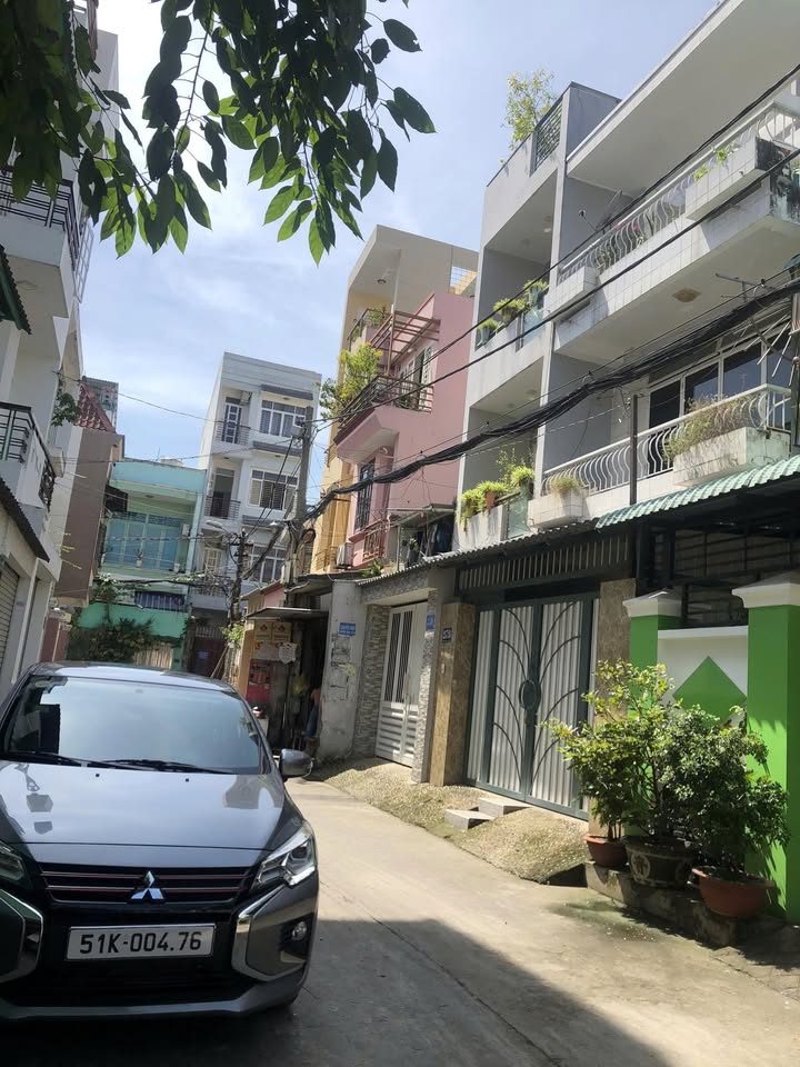 Căn hộ dịch vụ 13 phòng Bùi Đình Tuý, Bình Thạnh 75m² giá 13.48 tỷ - Đầu tư sinh lời cao!