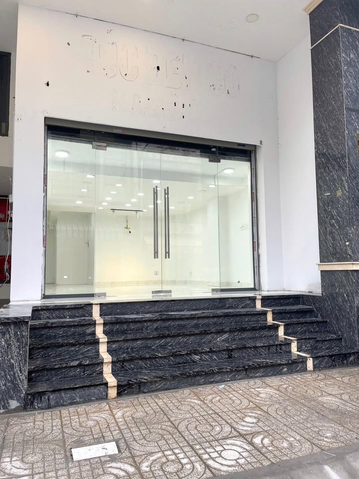 Nhà mặt tiền đường Ích Thiện, Quận Tân Phú 50m² - Cho thuê ngay với giá tốt!