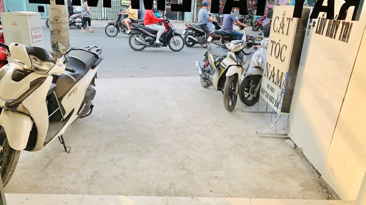 Nhà nguyên căn mặt tiền Thống Nhất F16, Gò Vấp 80m² giá 20 triệu - Kinh doanh thuận lợi!