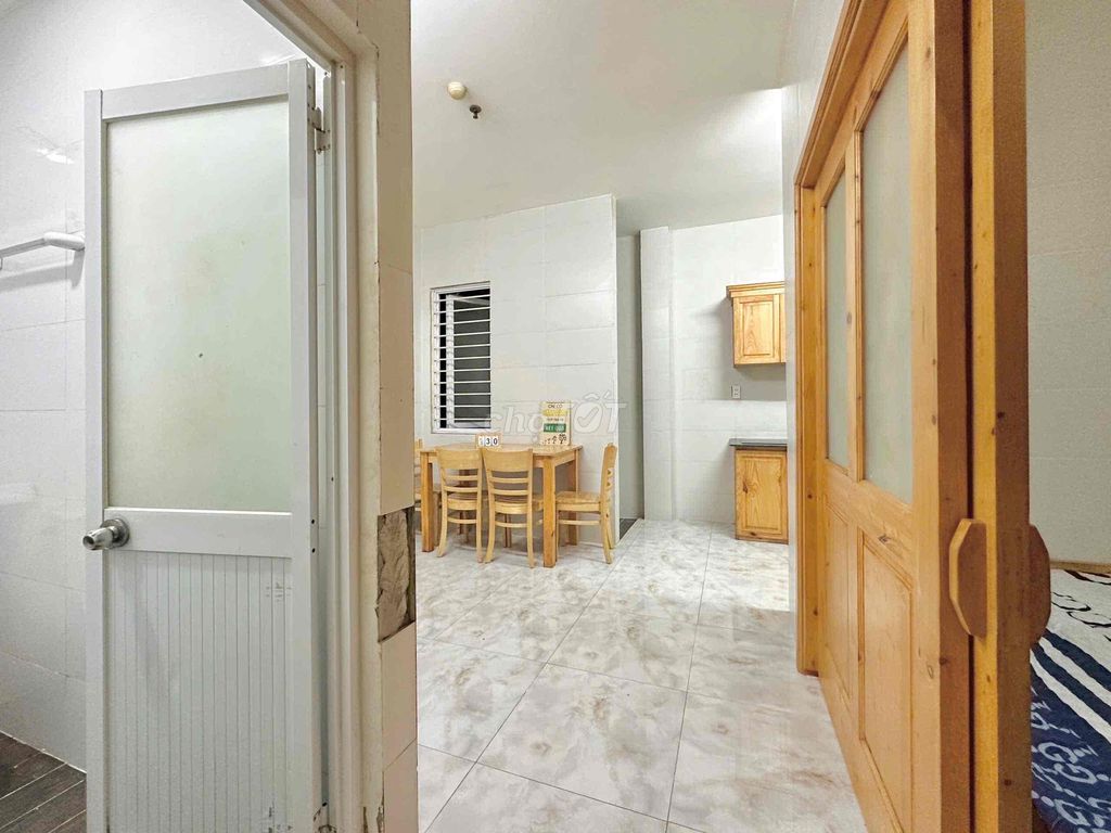 Studio Lã Xuân Oai 30m² giá 4.2 triệu - Thiết kế hiện đại, full nội thất!