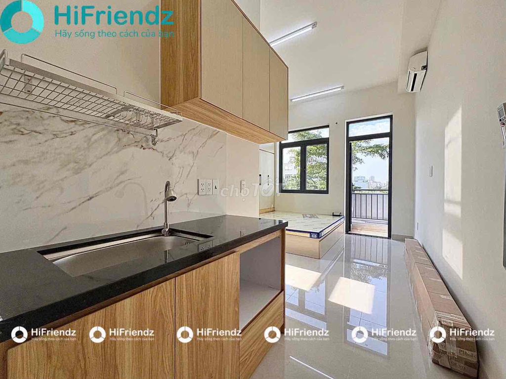 Phòng Studio Bùi Đình Tuý 30m² giá 5.2 triệu - Nội thất mới và thoáng mát!