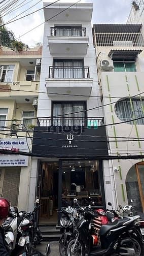 Mặt bằng cho thuê Chợ Bến Thành Quận 1, 60m² giá 32 triệu - Nằm ở vị trí đắc địa!