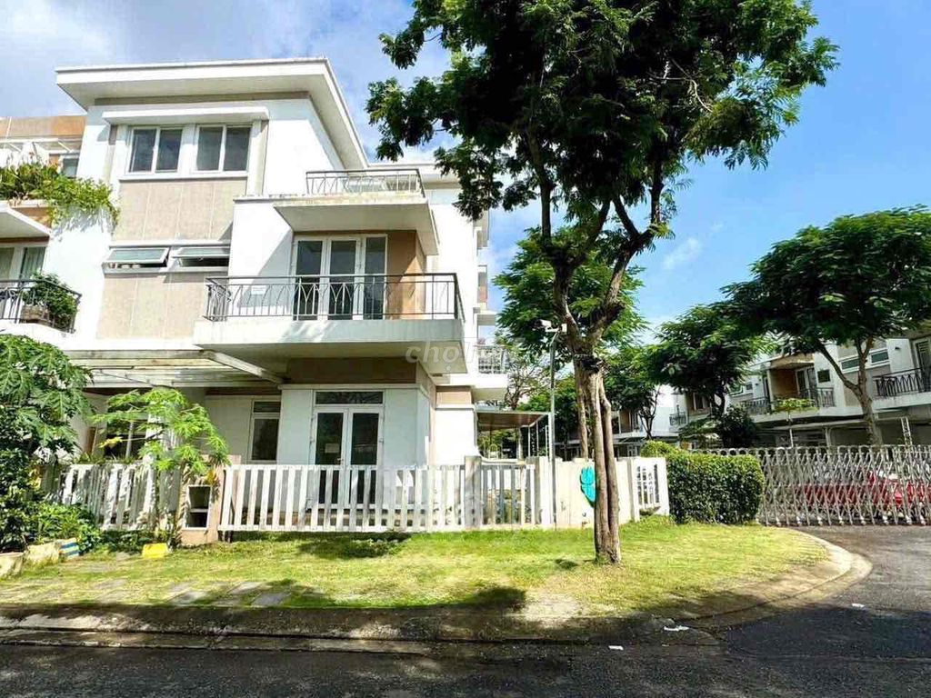 Nhà góc 2 mặt tiền Lovera Park, Bình Hưng 163.5m² giá 11.35 tỷ - Sổ hồng chính chủ