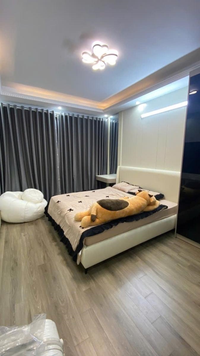 Nhà riêng Cầu Giấy 30m² giá 9.5 tỷ - Full nội thất, ở ngay!