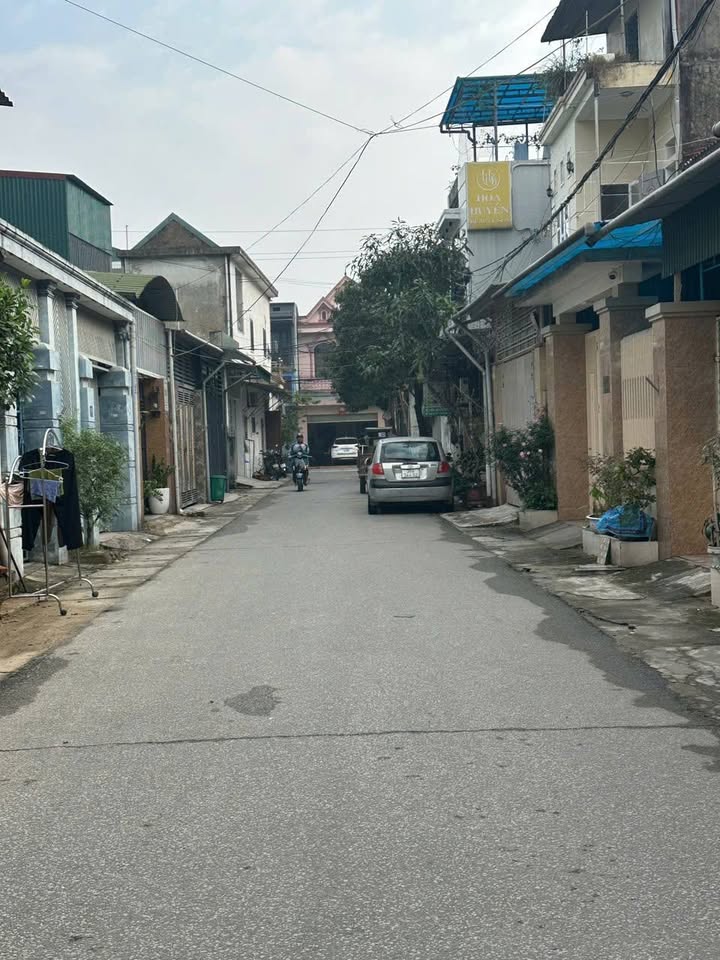 Nhà cấp 4 Tổ dân phố 8, Bắc Hà 64m² giá 2 tỷ - Đầu tư sinh lời tiềm năng!