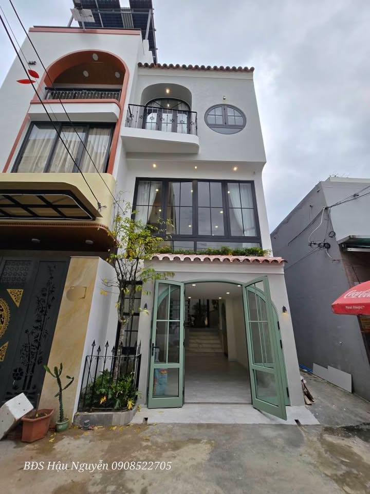 Nhà đẹp tại Hòa Cường Kiệt, Đà Nẵng 60m² giá 7.75 tỷ - Ô tô đậu trong nhà!