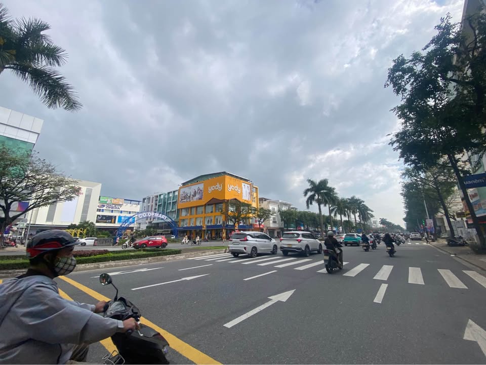 Nhà mặt tiền Điện Biên Phủ, Đà Nẵng 100m² giá 6 tỷ - Cơ hội kinh doanh lý tưởng!