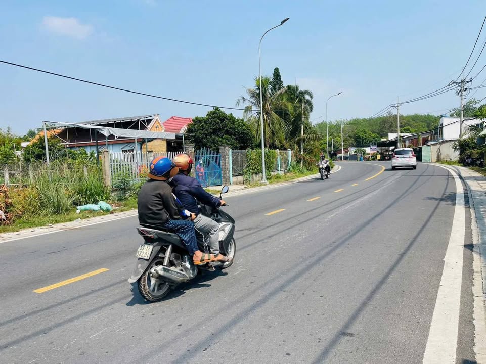 Đất nền đẹp xã Phú Hòa Đông, Củ Chi 851m² giá chỉ 7.5 tỷ - Cơ hội đầu tư tuyệt vời!