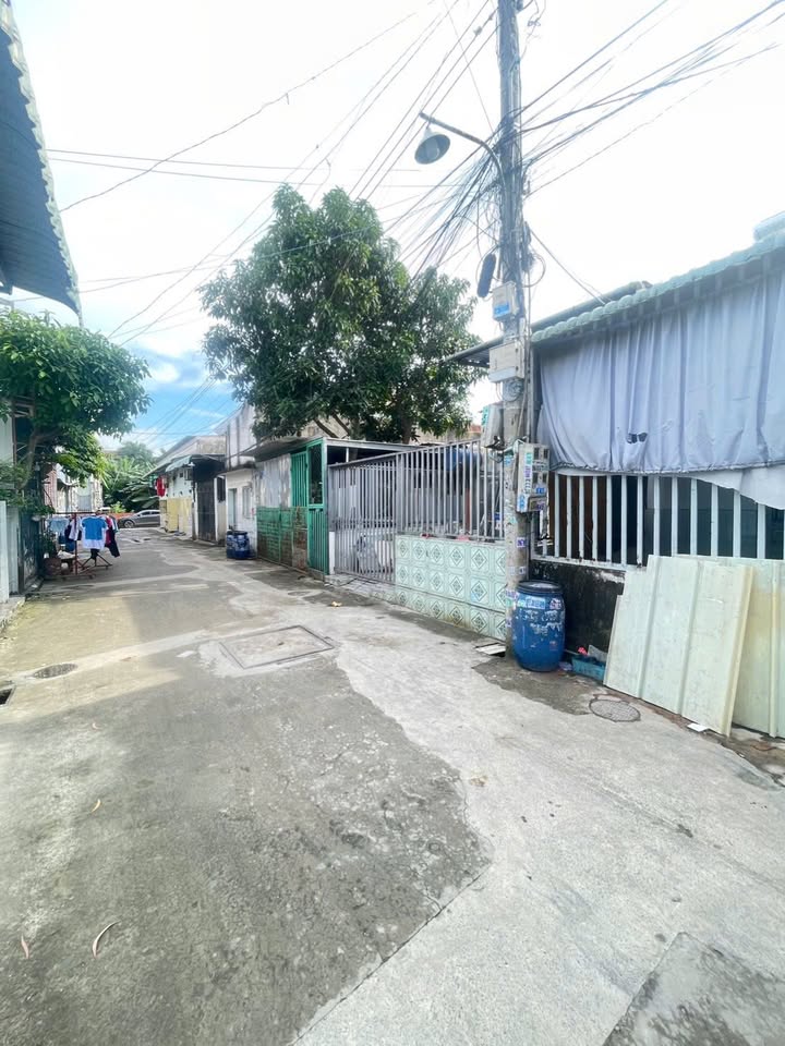 Đất sổ riêng Tân Đông Hiệp 92m² giá 3.95 tỷ - Sát chợ Đoàn Thị Kia!