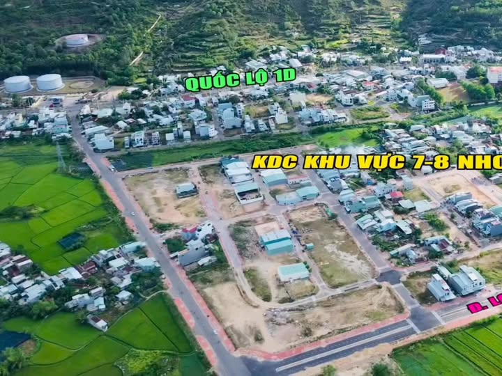 Bán đất mặt tiền KDC Cây Xăng 28 Nhơn Phú - Nhiều lô với giá hấp dẫn!