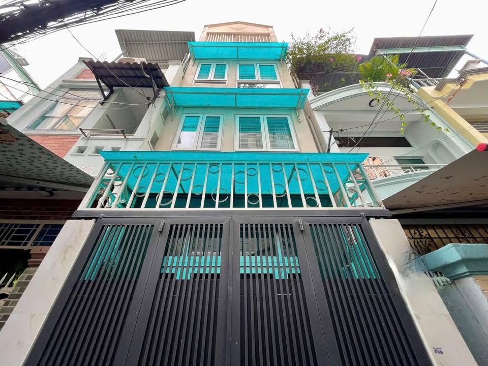 Nhà phố Nguyễn Đình Chiểu, Quận 1, 35m² - Full nội thất, sẵn sàng vào ở!