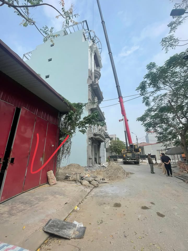 Đất nền Đông Mỹ Thanh Trì 77m² giá 10 tỷ - Sổ đỏ chính chủ, vị trí đắc địa!