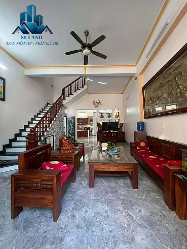 Nhà 3 tầng 2 mặt tiền Cao Kỳ Vân, Bắc Giang 80m² - Kinh doanh thuận lợi!