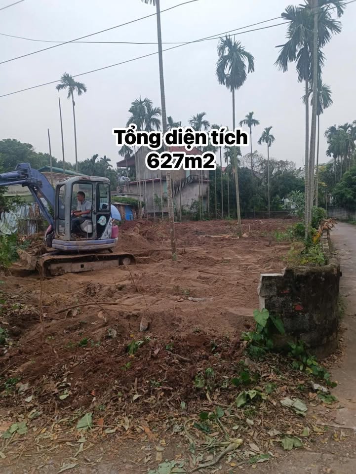 Lô đất hai mặt tiền tại Thị Trấn Vĩnh Trụ, Lý Nhân 627m² - Giá chỉ 7 triệu/m²!