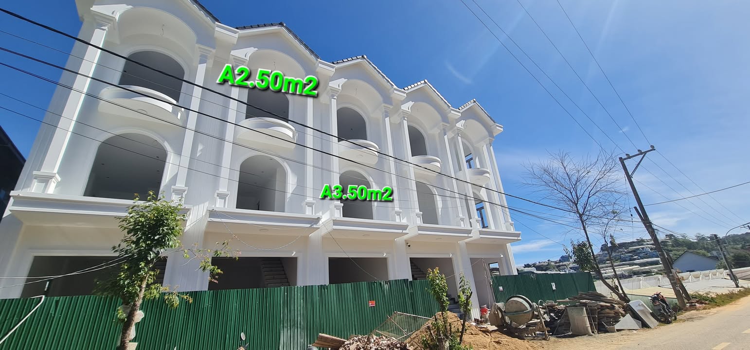 Nhà mặt tiền đường P Langbiang Đà Lạt 50m² giá 3.35 tỷ - Hoàn thiện đẹp mắt!