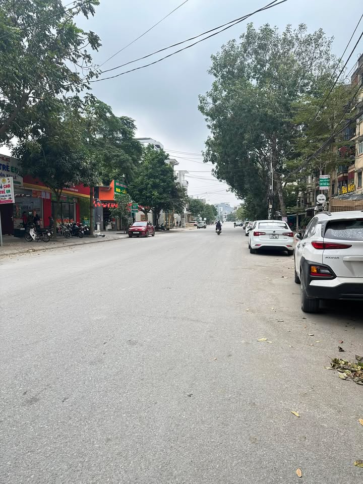 Cho thuê mặt bằng kinh doanh tại khu CC Đông Phát 100m² - Đối diện chợ Đông Vệ, sẵn sàng hoạt động!