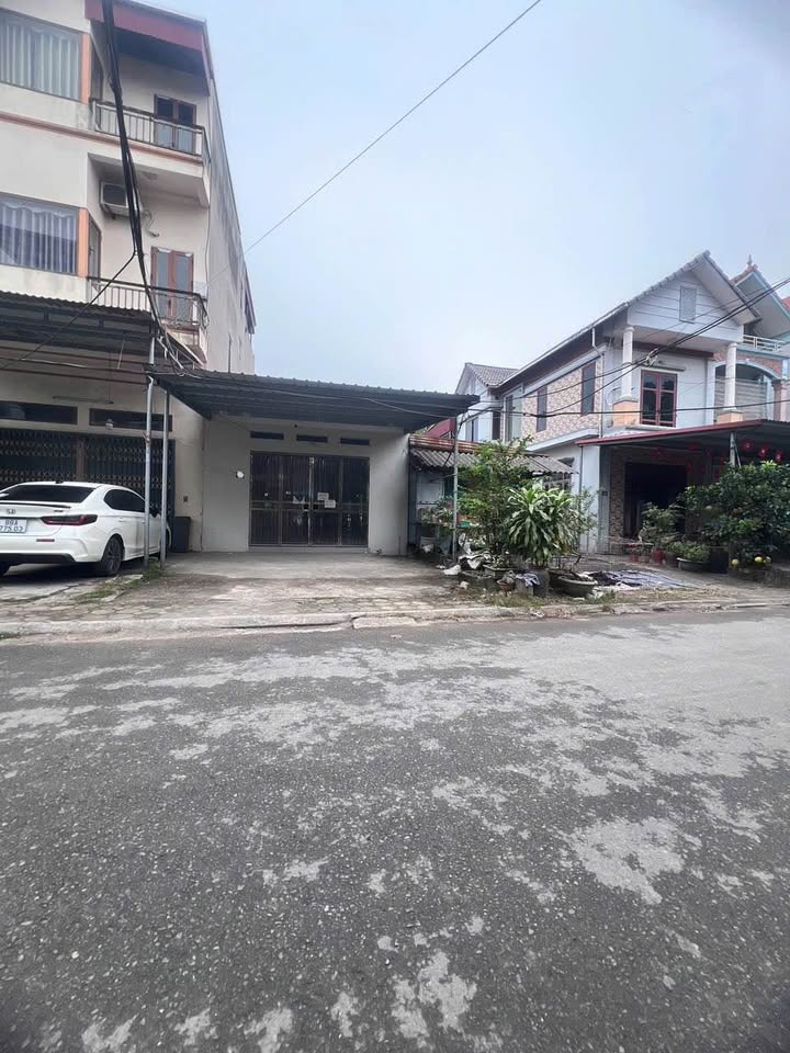 Đất nền Yên Viên – Gia Lâm 120m² giá 13.95 tỷ - Sổ đỏ chính chủ, pháp lý chuẩn!