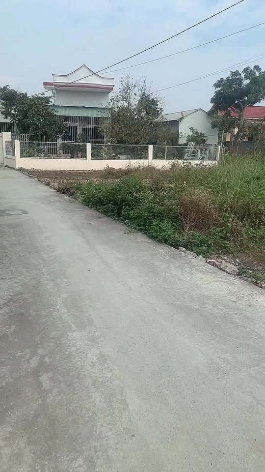 Đất nền Thôn Vũ Vị, Minh Tân 75,5m² giá 1.3 tỷ - Đô thị phát triển, tiện ích đầy đủ!