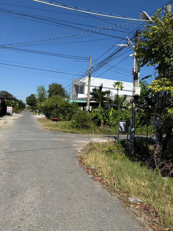 Đất nền vị trí đẹp tại Hòa Thành, Tây Ninh 125m² giá chỉ 1.79 tỷ - Cơ hội đầu tư tuyệt vời!