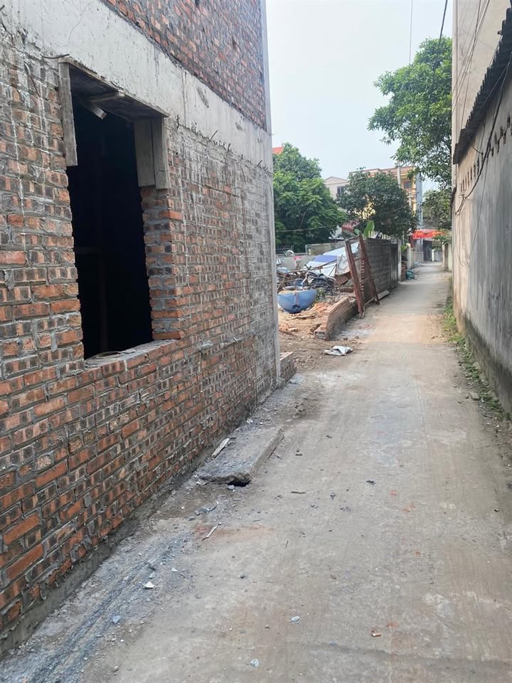 Nhà riêng Đặng Xá 80m² giá 3 tỷ - Sổ đỏ chính chủ, vị trí tiềm năng!