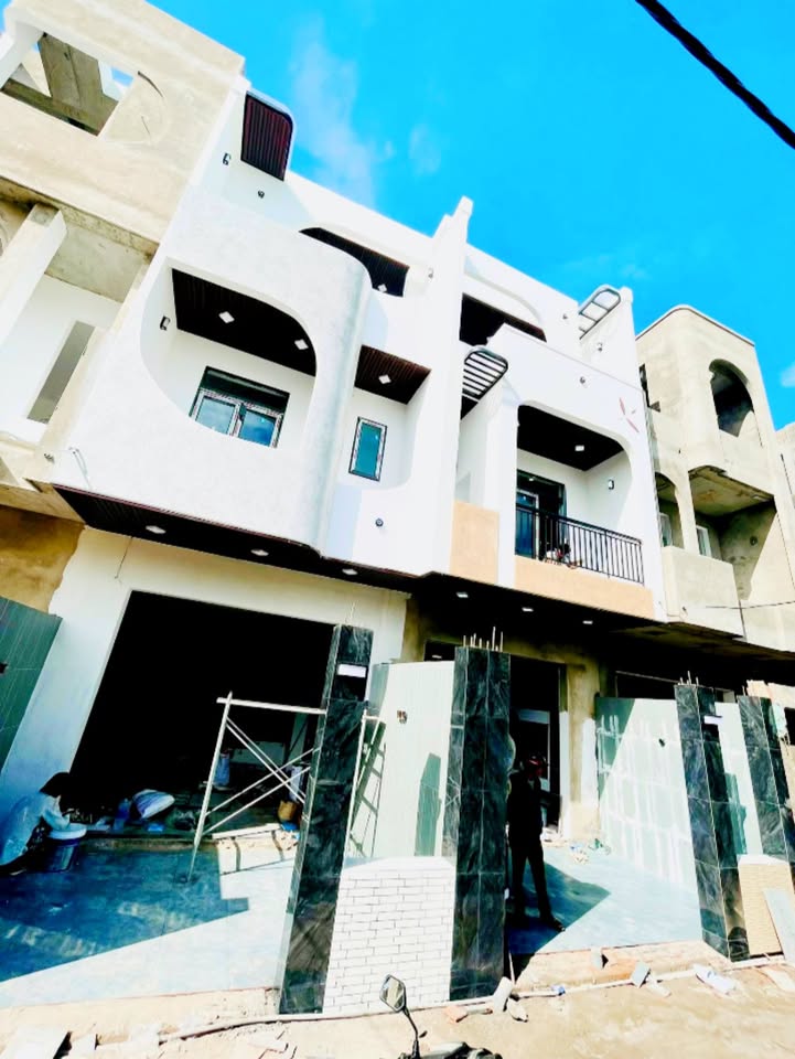 Nhà phố 3 tầng tại 814 Trường Chinh, Đà Nẵng, 80m² giá 4.95 tỷ - Nội thất cao cấp sắp hoàn thiện!