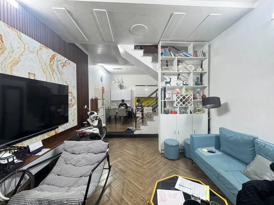 Nhà phố Đằng Hải 41m² giá 2.99 tỷ - Full nội thất, sẵn sàng ở ngay!