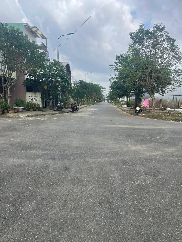 Đất nền góc khu phố chợ Vĩnh Điện 175m² giá 3.8 tỷ - Sổ hồng chính chủ!