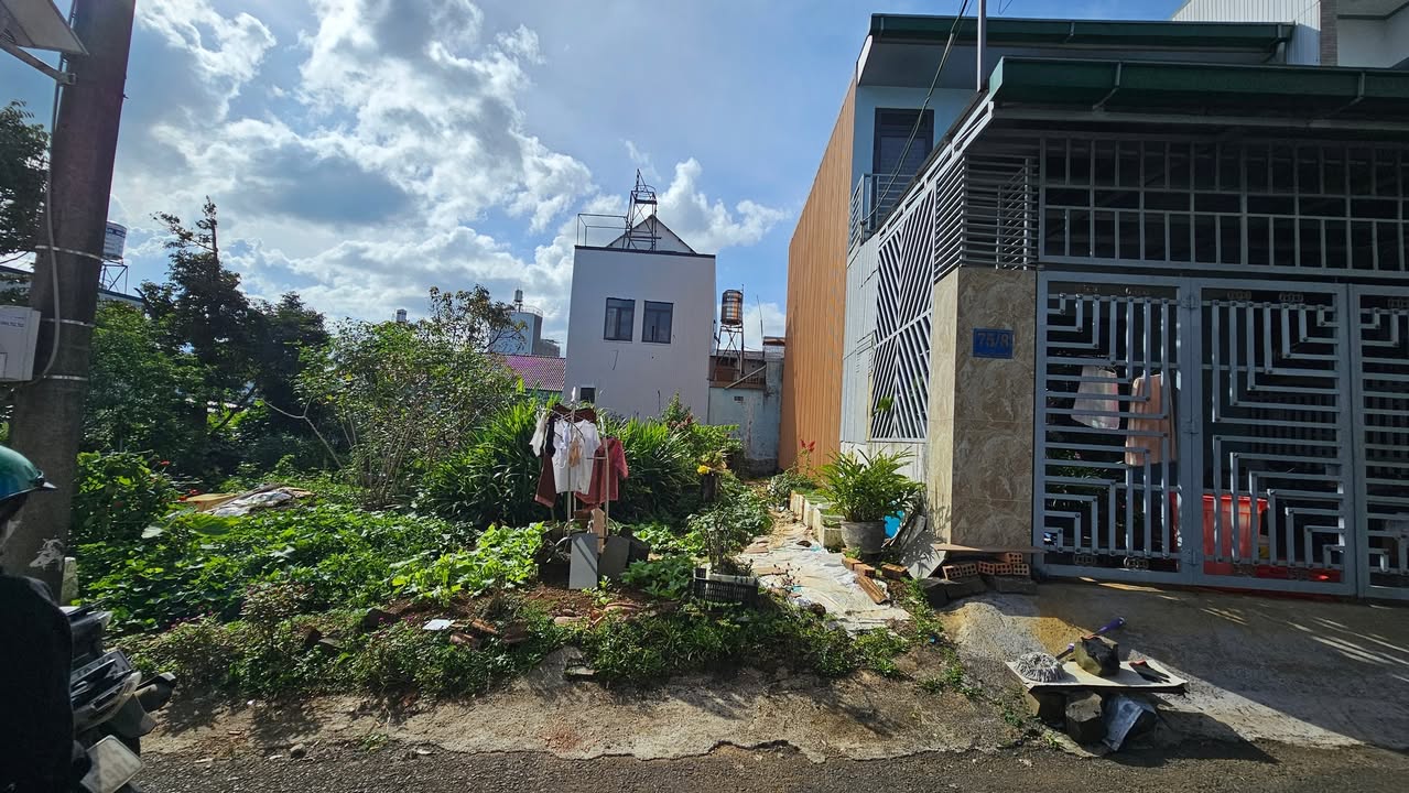 Đất thổ cư 126m² Hẻm 75 Huỳnh Thúc Kháng, Bảo Lộc - Thích hợp xây nhà ở hoặc đầu tư