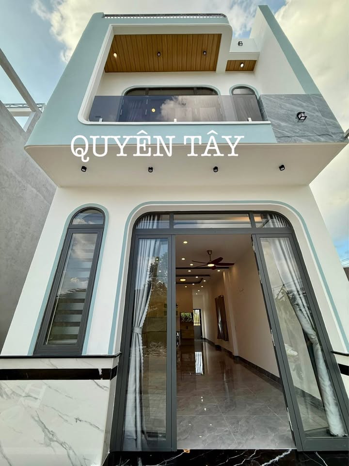 Nhà đẹp Long Xuyên 63m² giá 2 tỷ - Sẵn sàng vào ở ngay!