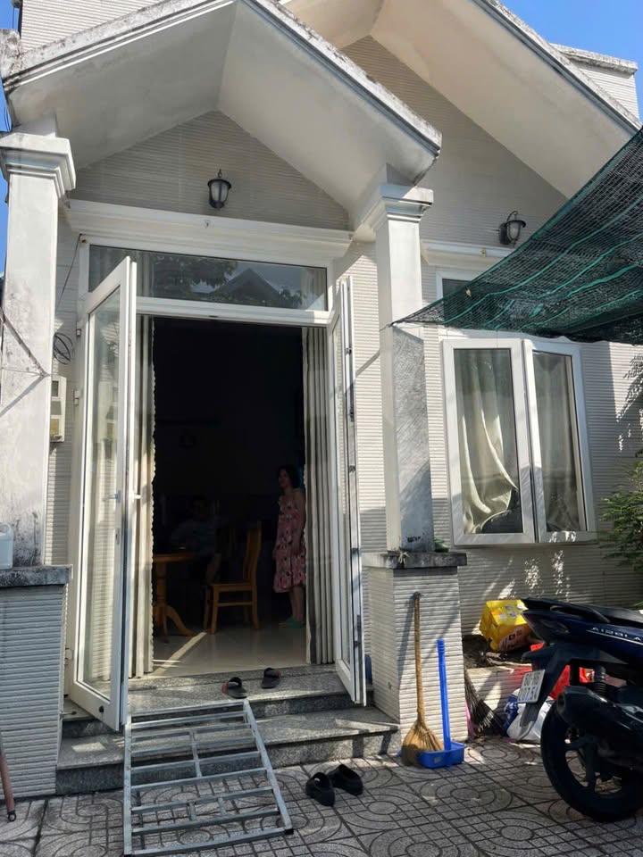 Nhà cho thuê đường Bùi Trọng Nghĩa, Trảng Dài, Biên Hòa 2PN - Giá chỉ 3.5 triệu/tháng!