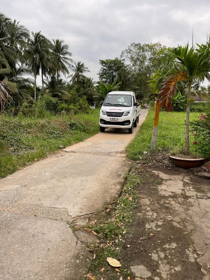 Đất nền mặt tiền lộ đá ô tô tại Hồ Đắc Kiện 680m² giá 750 triệu - Cơ hội đầu tư hấp dẫn!